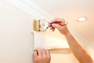 Pose de papier peint à Évellys — revêtements muraux et toiles de verre